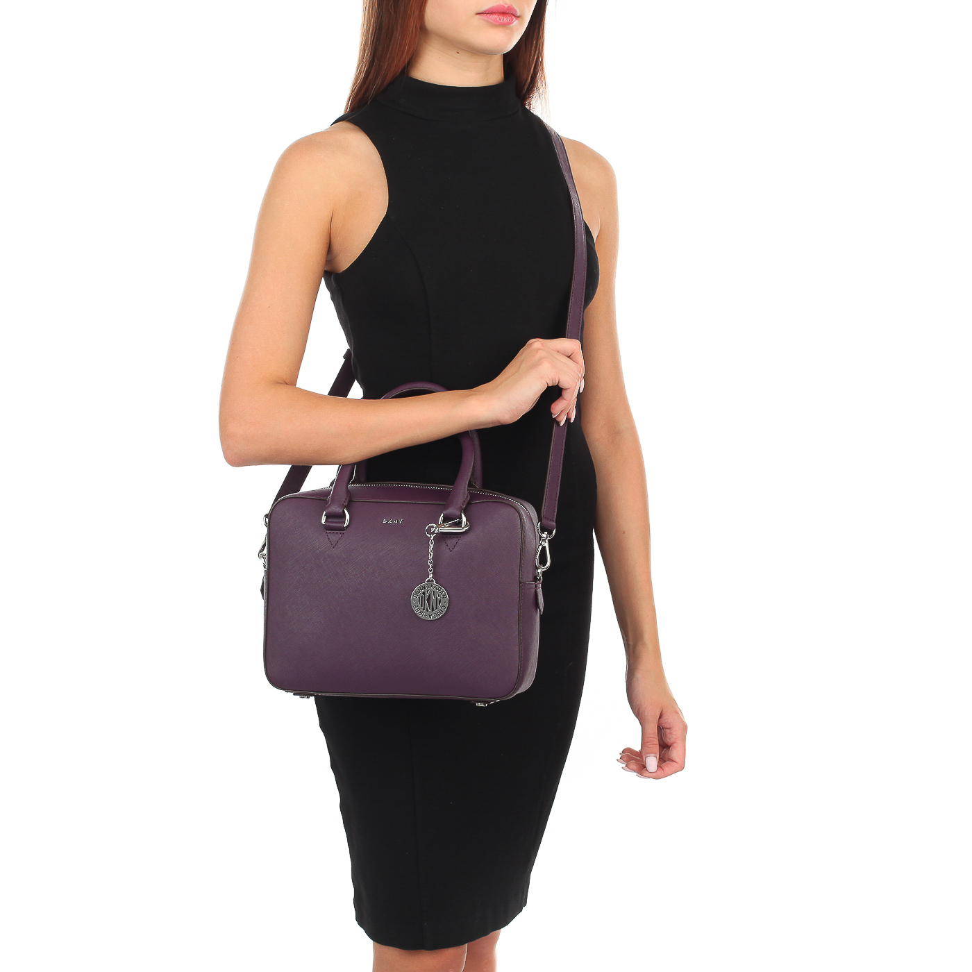 Сафьяновая сумочка на молнии DKNY Bryant