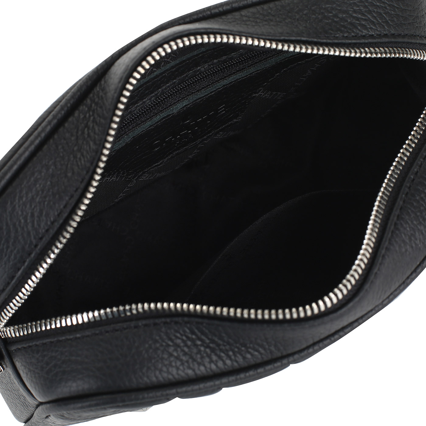 Сумочка с клепками Chatte 