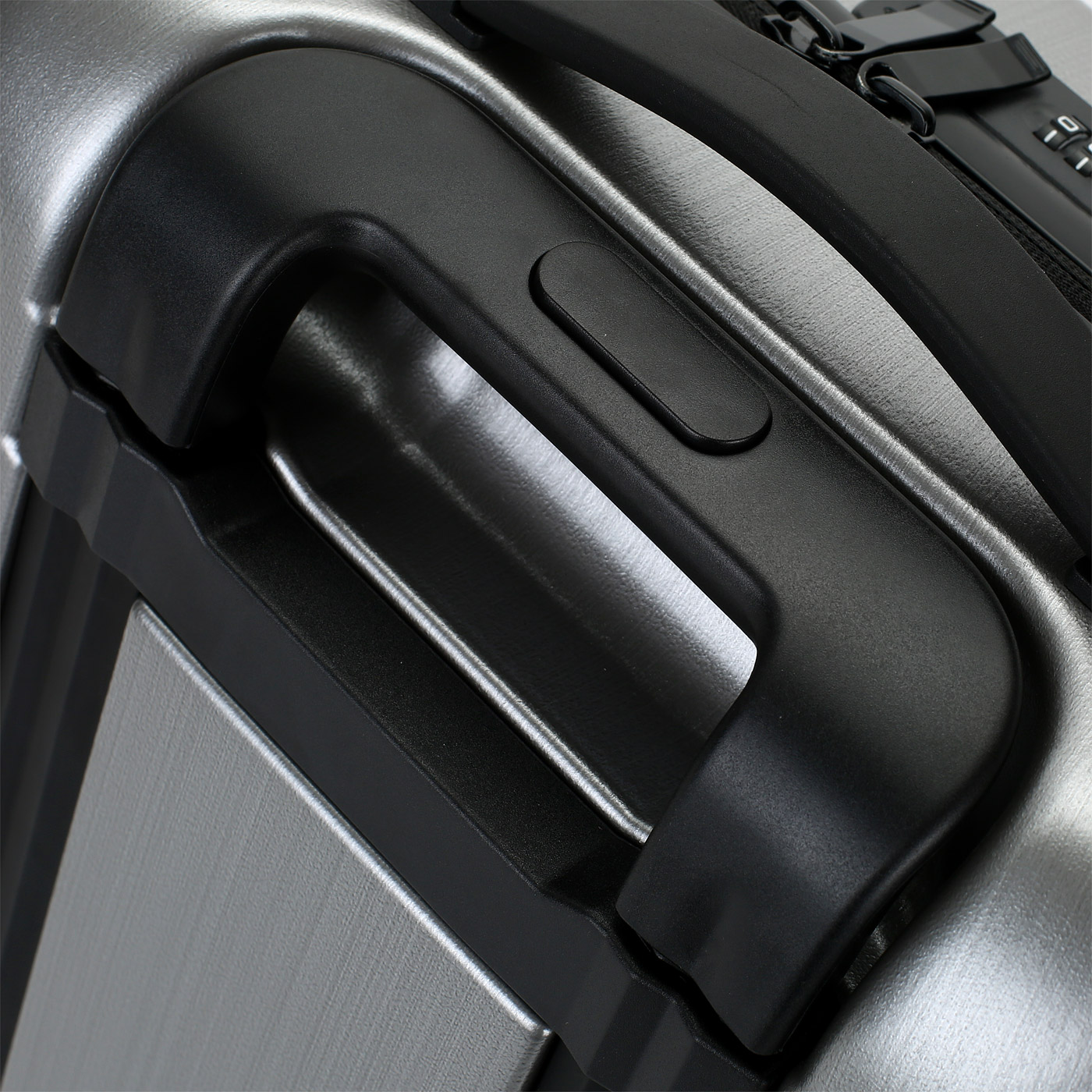 Чемодан маленький S из поликарбоната с кодовым замком Calvin Klein CK-607 South Hampton